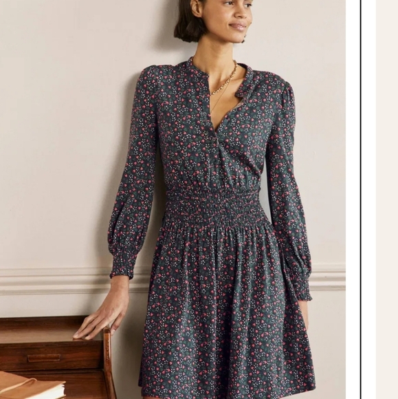 Smocked Waist Jersey Shirt Dress - Picture 4 of 11